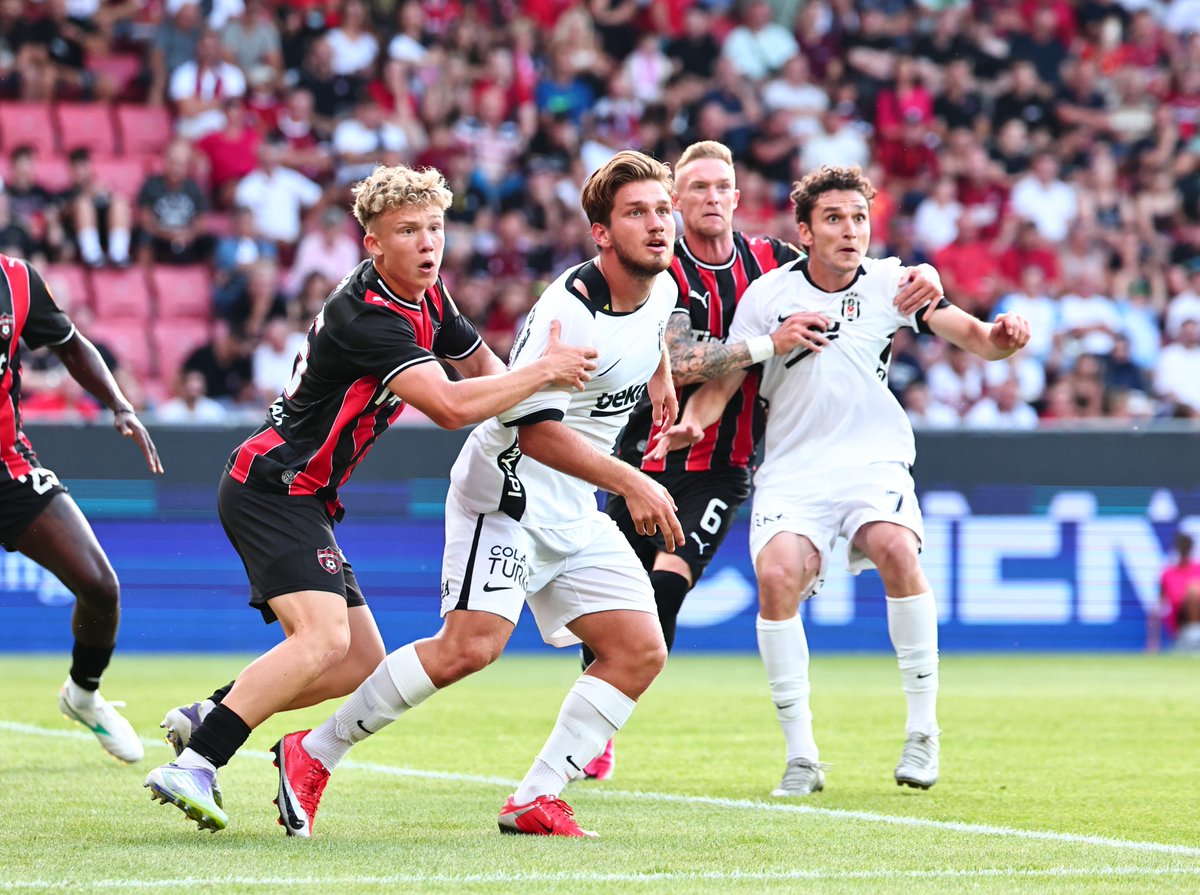 🆚 Beşiktaş, hazırlık karşılaşmasında Spartak Trnava'ya 3-2 mağlup oldu.